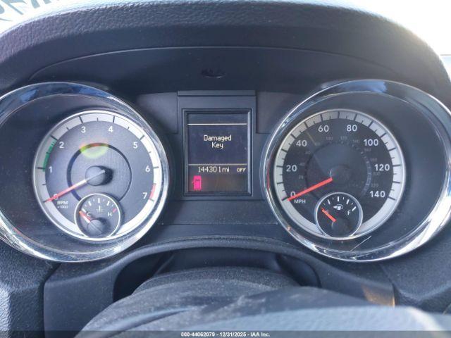 Dodge Durango Sxt Image 2