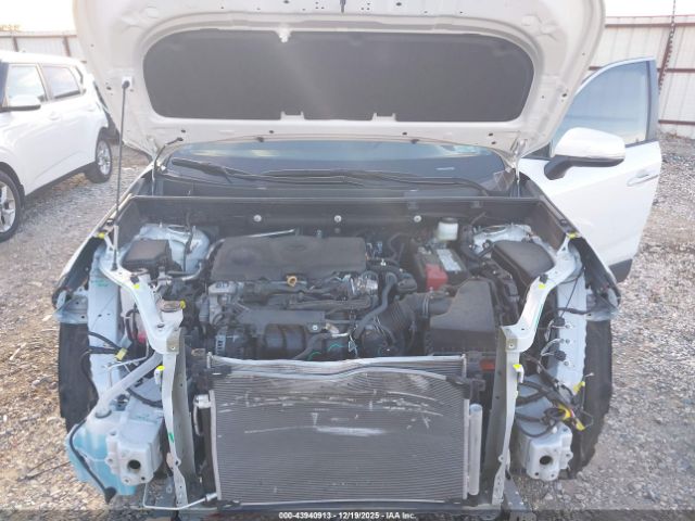 Toyota RAV4 Limited Image 15