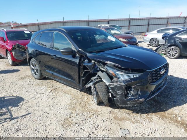 Ford Escape St-line Image 1