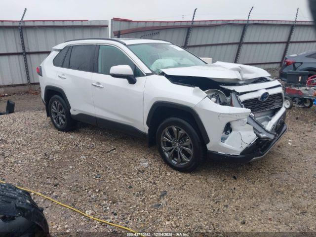  Salvage Toyota RAV4