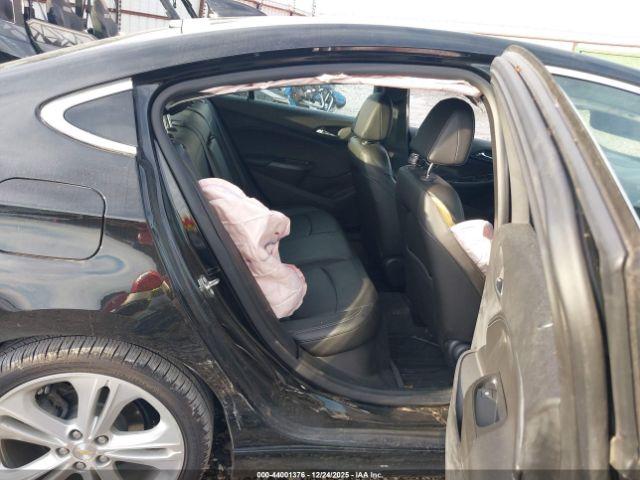 Chevrolet Cruze Premier Auto Image 7