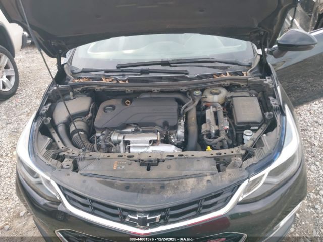 Chevrolet Cruze Premier Auto Image 6