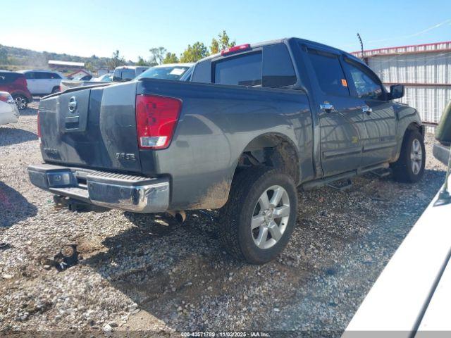 Nissan Titan Se Image 7