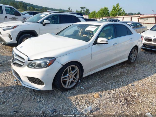 Mercedes-Benz E-Class Image 8