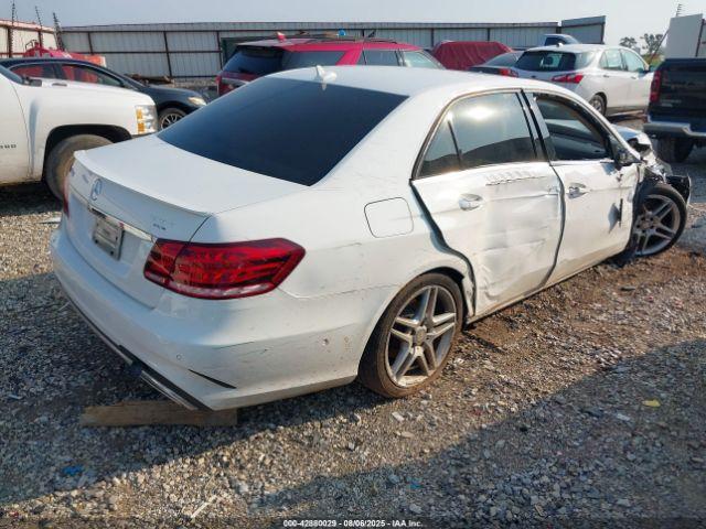 Mercedes-Benz E-Class Image 2