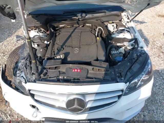 Mercedes-Benz E-Class Image 10