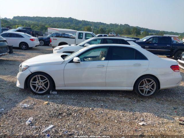 Mercedes-Benz E-Class Image 4