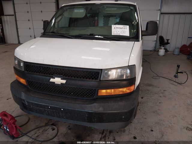 Chevrolet Express Work Van Image 19