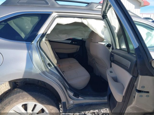 Subaru Outback 2.5i Premium Image 6