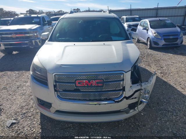 GMC Acadia Denali Image 9