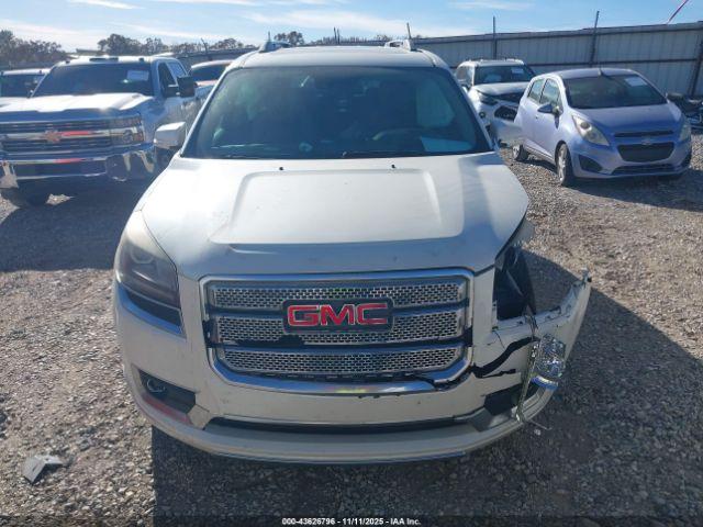 GMC Acadia Denali Image 9