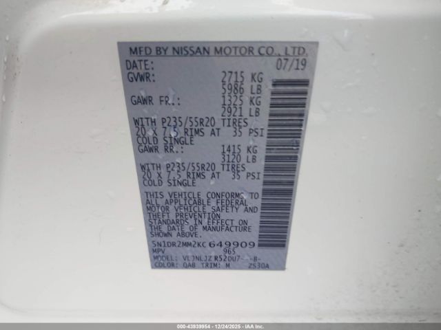 Nissan Pathfinder Platinum Image 12