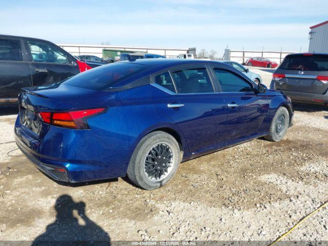 Nissan Altima S Fwd Image 3