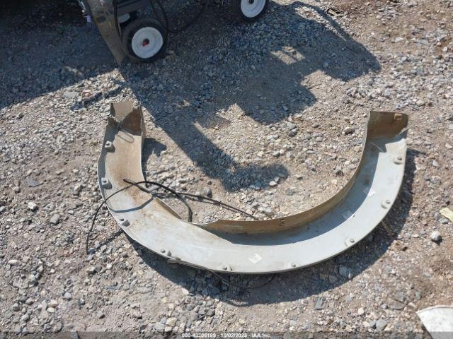 Ford F-150 Platinum Image 2