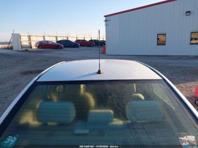 Toyota Corolla Le Image 3