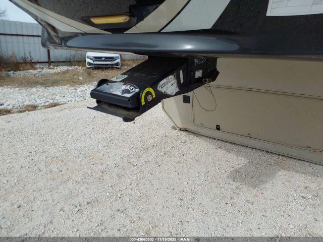 Grde Solitude Image 10