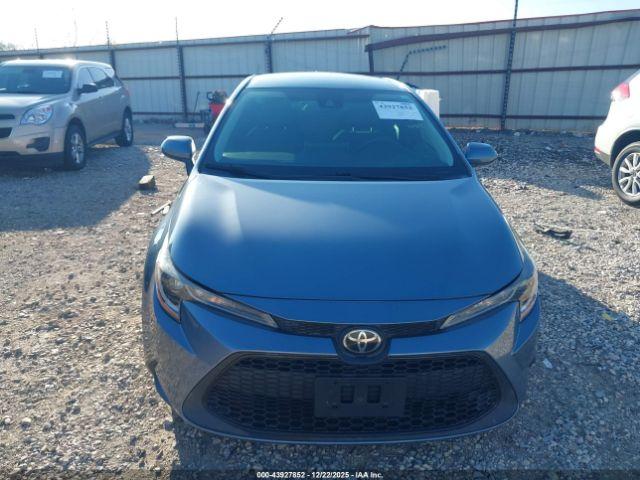 Toyota Corolla Le Image 13