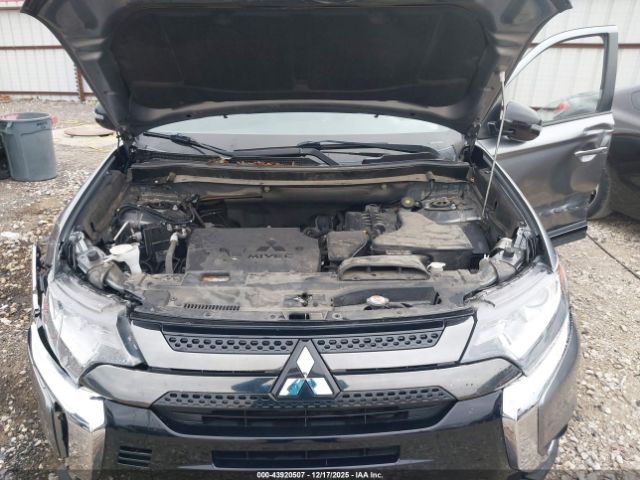 Mitsubishi Outlander Image 14