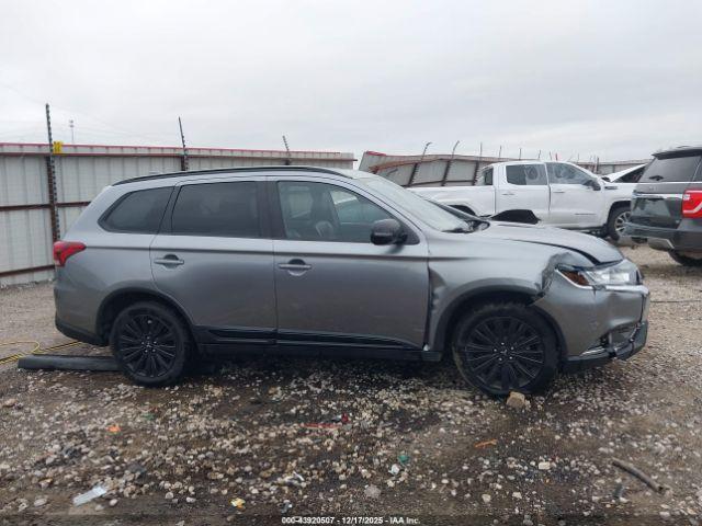 Mitsubishi Outlander Image 4