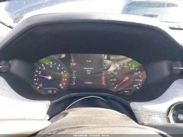 Jeep Compass Latitude 4x4 Image 10