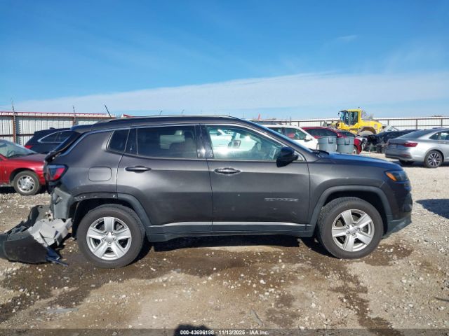 Jeep Compass Latitude 4x4 Image 15