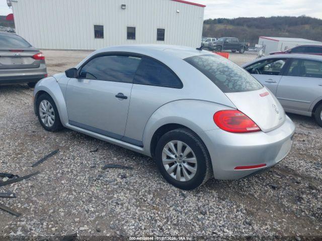 Volkswagen Beetle 1.8t Fleet Edition Image 8