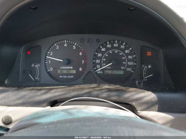 Toyota Corolla Le Image 10