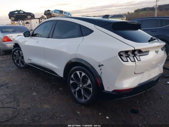 Ford Mustang Premium Image 4