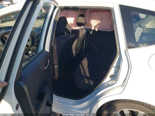 Honda Fit Sport Image 9