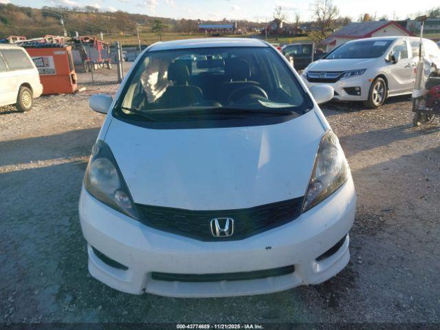 Honda Fit Sport Image 12