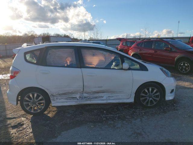 Honda Fit Sport Image 8