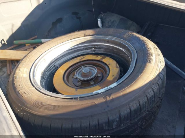 Ram 1500 Laramie  4x2 5'7 Box Image 10