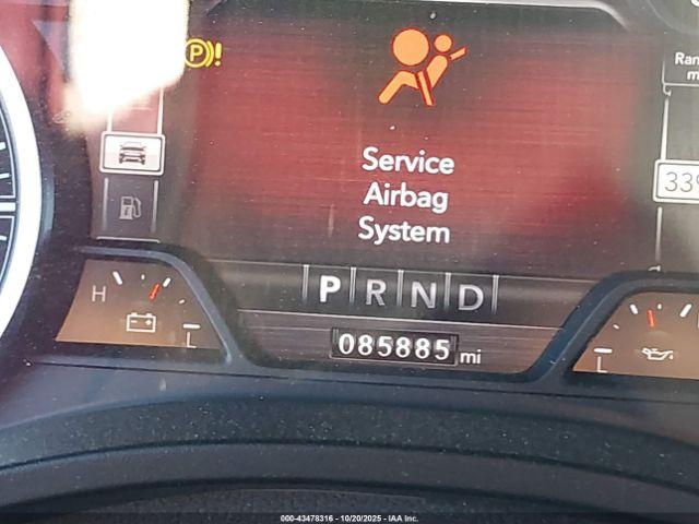 Ram 1500 Laramie  4x2 5'7 Box Image 13