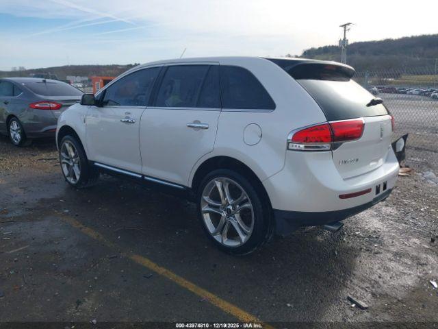 Lincoln MKX Image 11